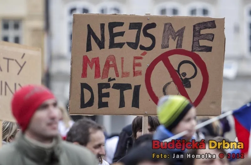 Jedna z mnoha cedulí