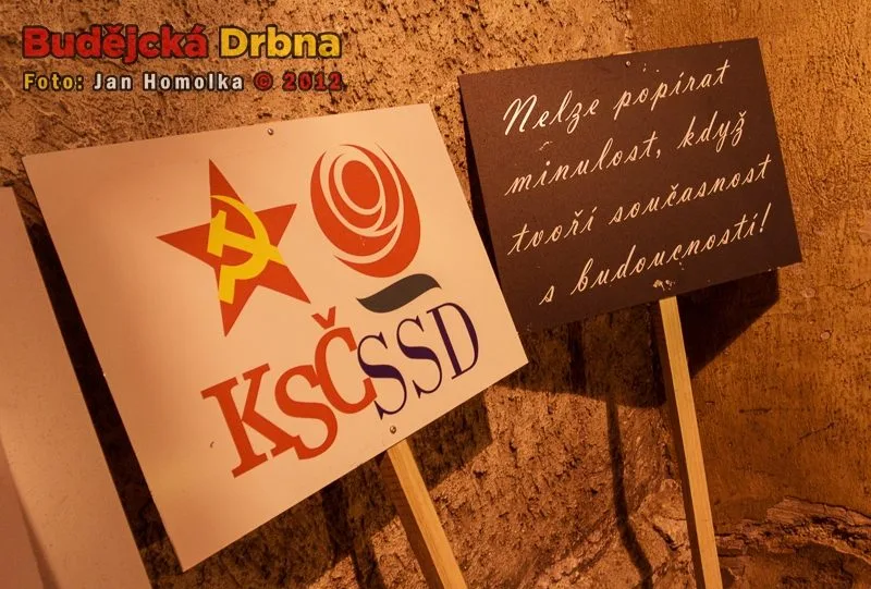 Lidé dávali své rozhořčení jasně najevo