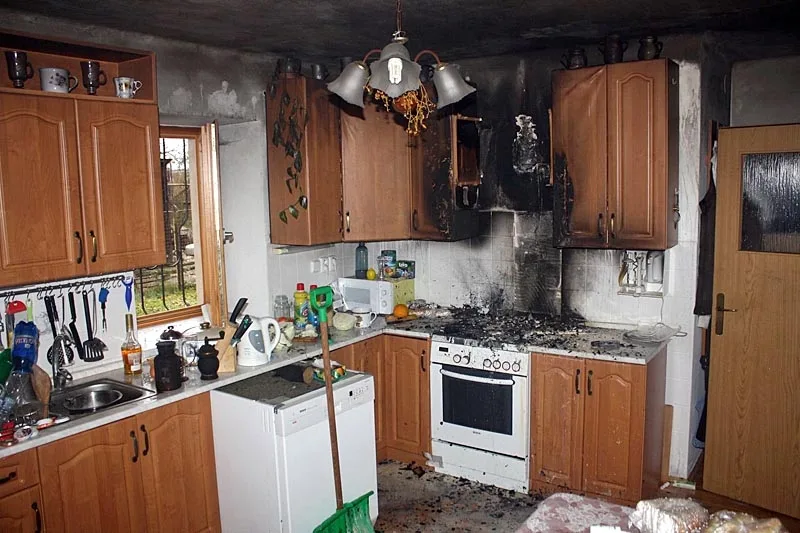 Požár v kuchyni způsobil škodu ve výši 30 tisíc korun