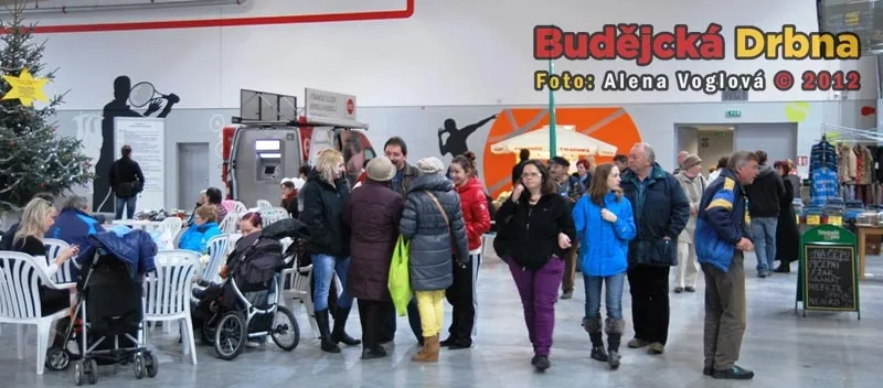 Odpočinek u pódia