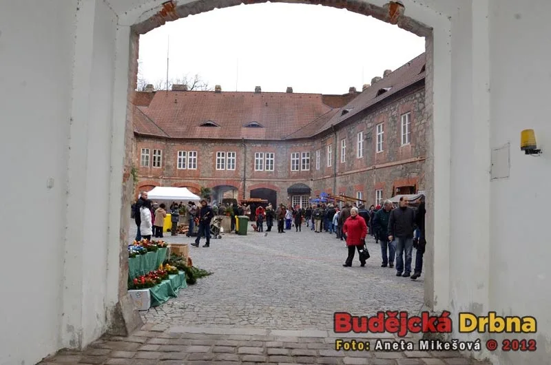 Adventní trh v Knížecím dvoře na Hluboké