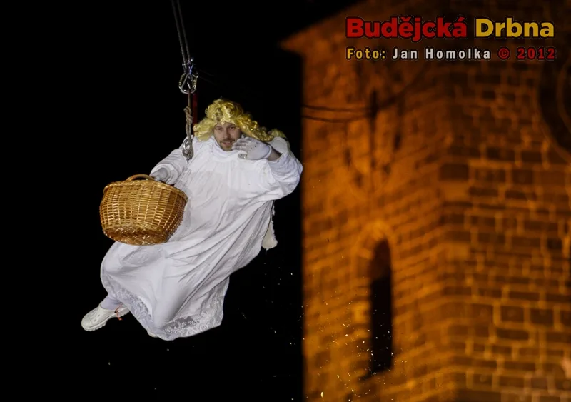 Přílet anděla z Černé věže