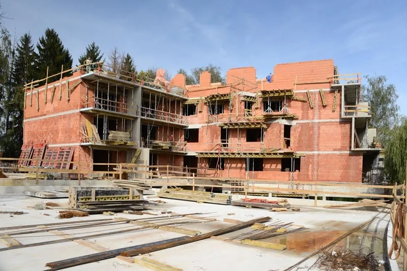 Bytový projekt DLOUHÁ LOUKA