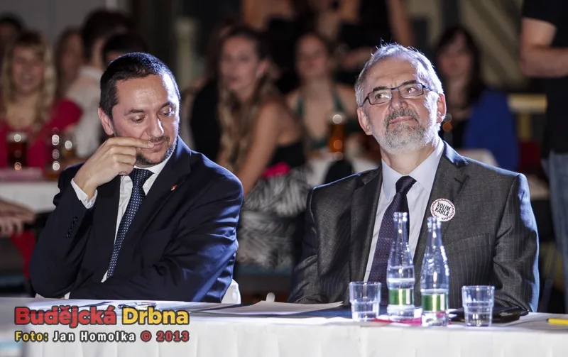 Do poroty zasedli také budějcký primátor Juraj Thoma nebo rektor Jihočeské univerzity Libor Grubhoffer