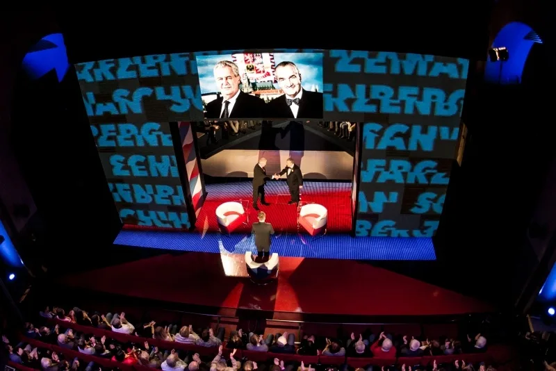 Debata prezidentských kandidátů v Divadle Hybernia
