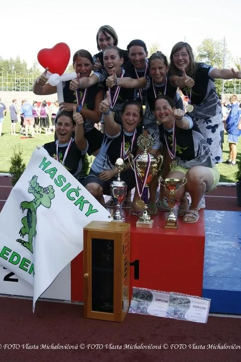 Ledenické hasičky