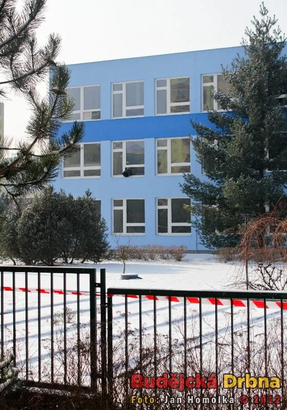 Základní škola Máj 1 při sanaci azbestu