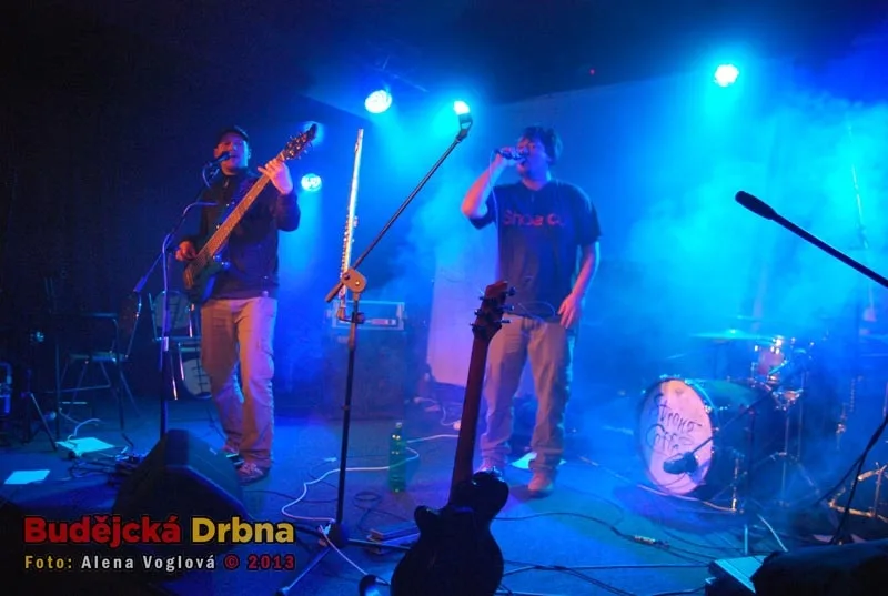 Karlovarská kapela Shoe Cut to v Budějcích rozjela
