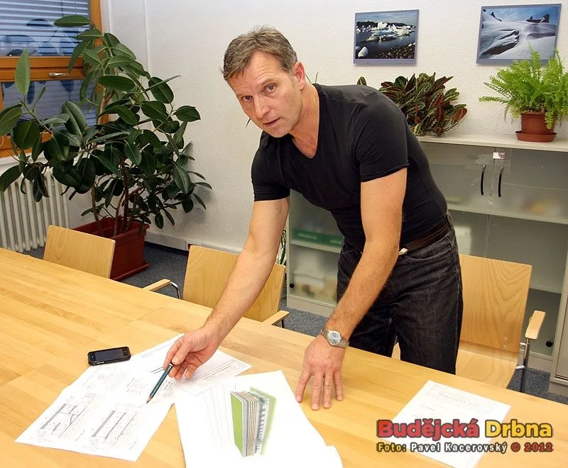 Pavel Kubáň nad projektem nových šatech Základní školy Grünwaldova