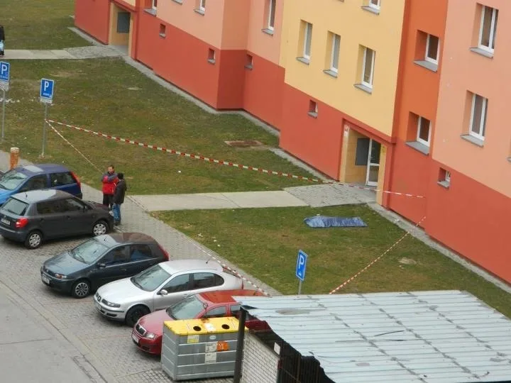 Úterní sebevražda na sídlišti Máj