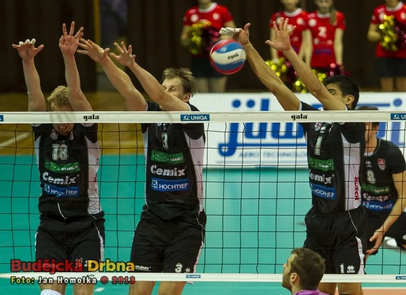 VK Jihostroj České Budějovice - Volejbalový oddíl Příbram 3:2