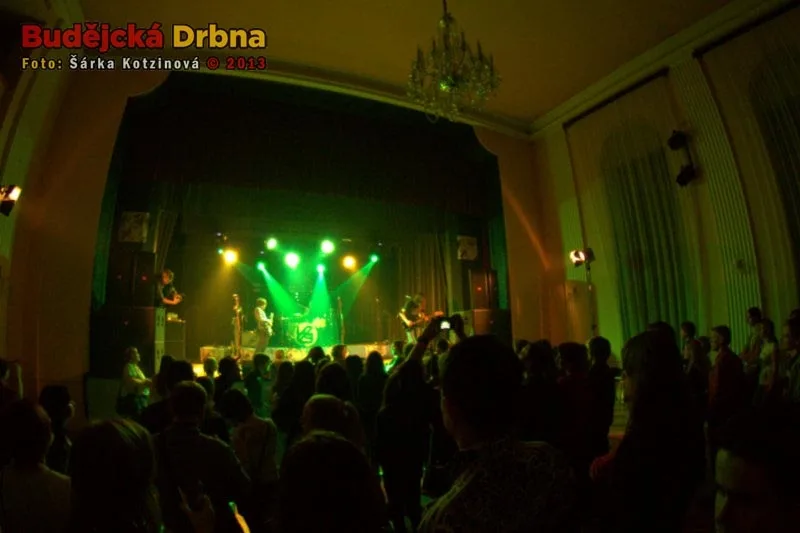 Koncert kapely Vees ve Slavii