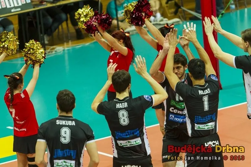 Volejbalisty Jihostroje dělí jediná výhra od postupu do finále extraligy