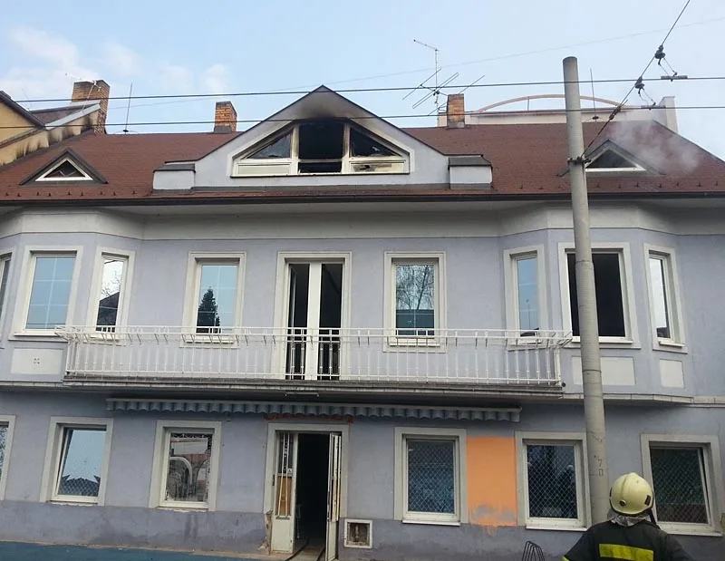 Požár bývalého kabaretu v Průmyslové ulici