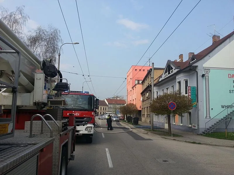 Požár bývalého kabaretu v Průmyslové ulici