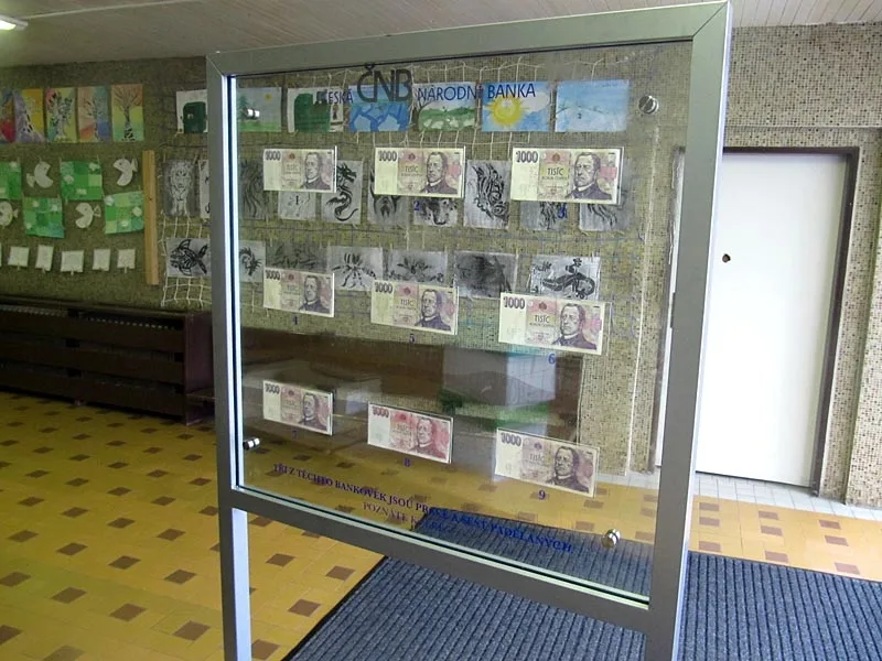 Roadshow České národní banky na budějcké Základní škole Oskara Nedbala