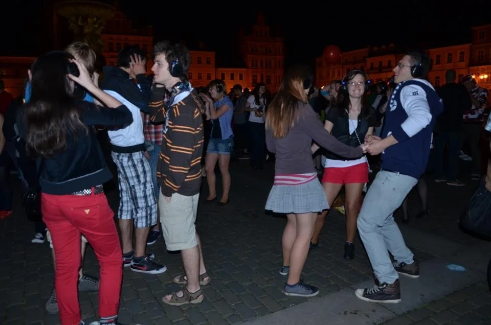 Loňské Silent Disco na náměstí Přemysla Otakara II.