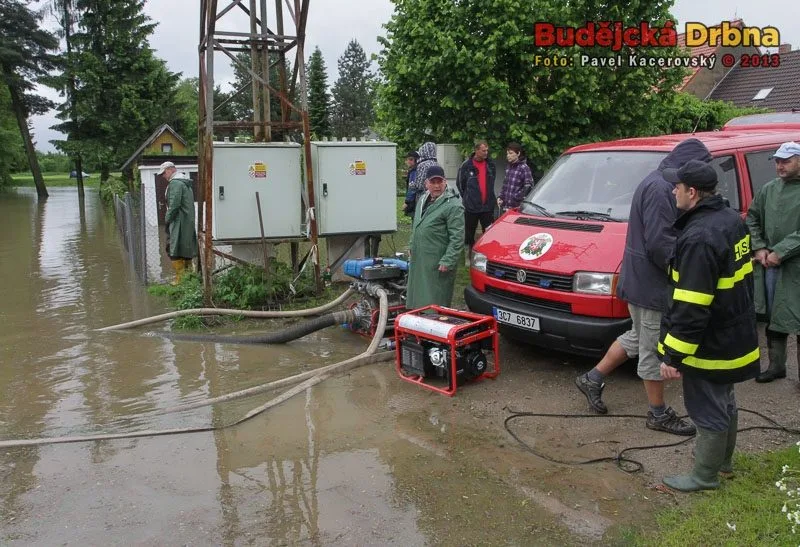 Čerpání vody v Roudném