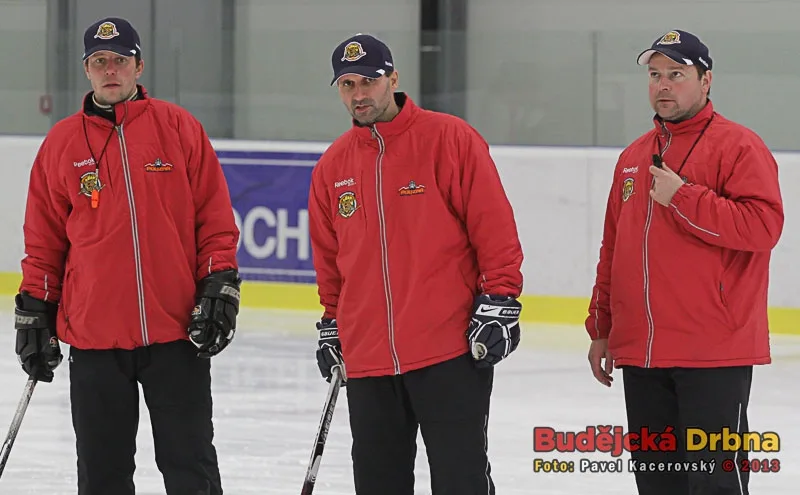Trenéři Roman Fousek, Luboš Rob a Filip Hejda (zprava)
