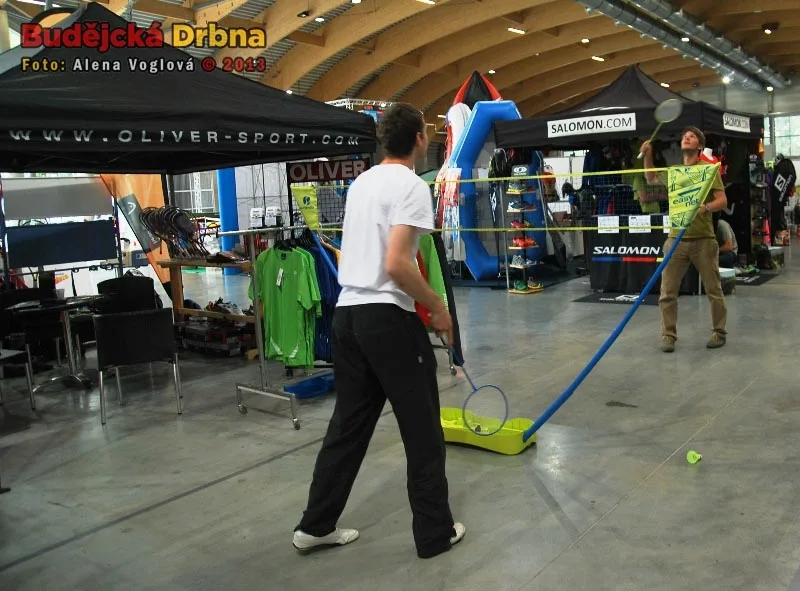 Badminton s třemi míčky, proč ne