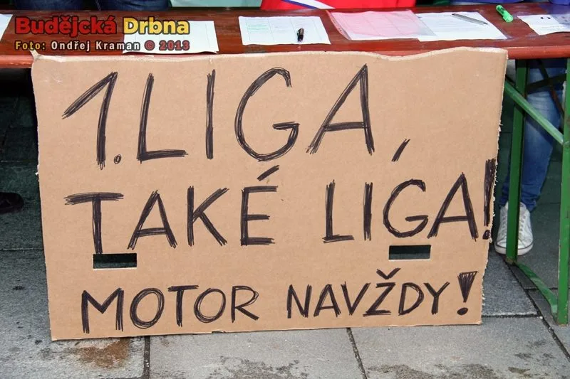 Fanoušci i hráči bojují za zachování hokeje v Budějcích