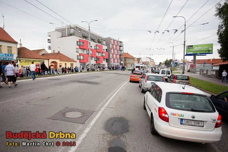 Protest kvůli problémům v soužití s Romy