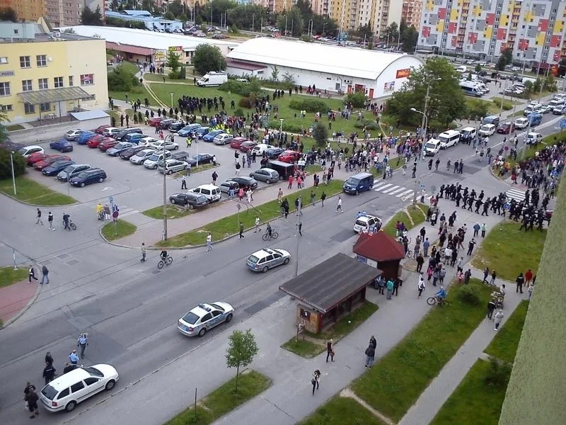 Protest kvůli problémům v soužití s Romy v Č. Budějovicích