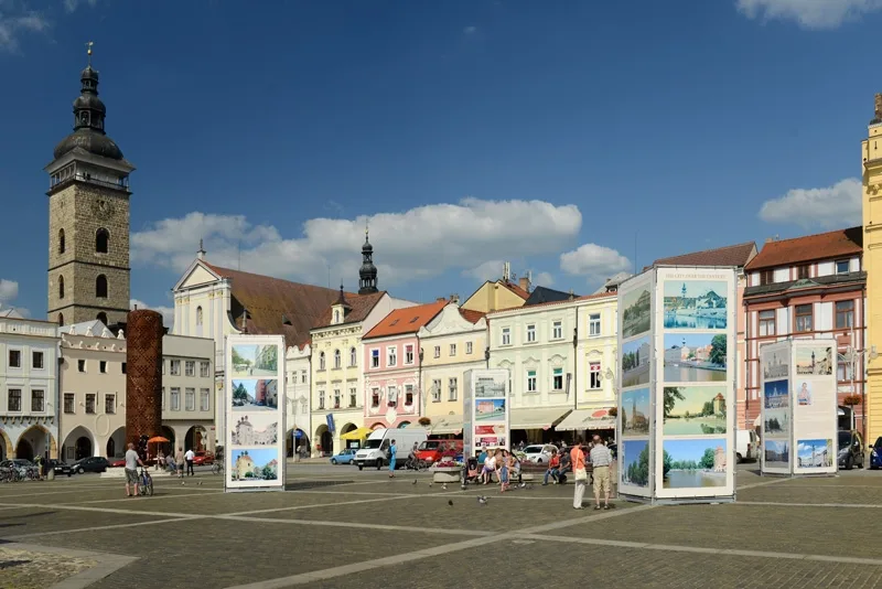 Vernisáž Když století městem proletí