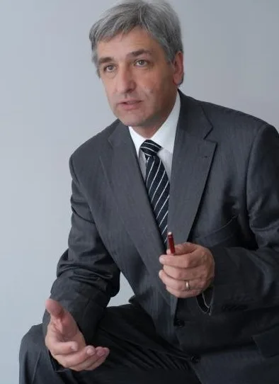 Poslanec Jan Husák