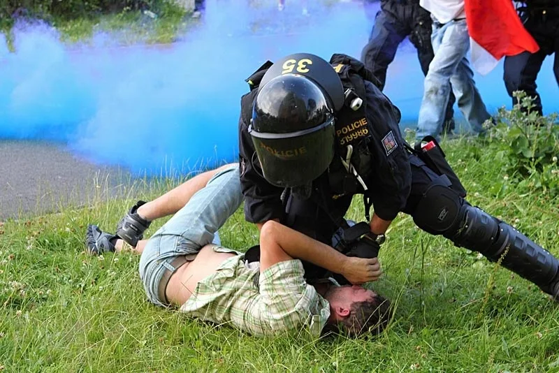 Momentka ze sobotního protestu na Máji