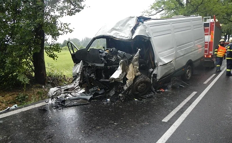 Takto skončila dodávka Iveco Daily po nejtragičtější nehodě na jihu Čech v roce 2013