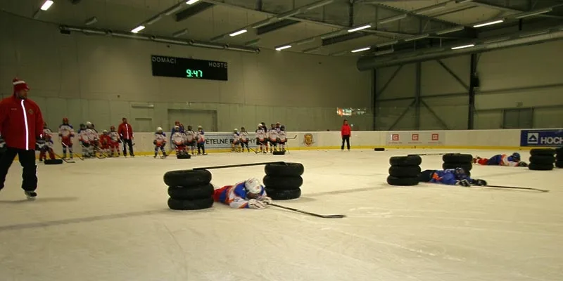 Letní Pouzar hockey academy