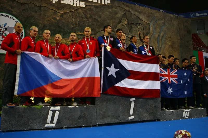 Česká reprezentace přivezla z přerážení stříbro