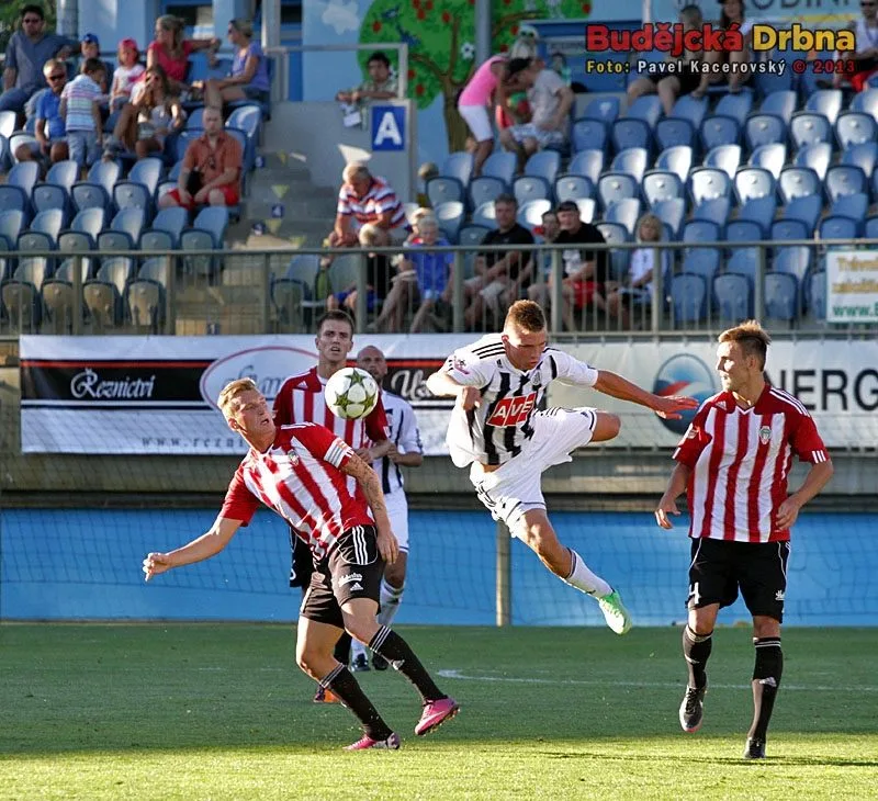 Útočník Dynama Zdeněk Linhart předvedl v minulém domácím zápase proti Žižkovu skvělý výkon