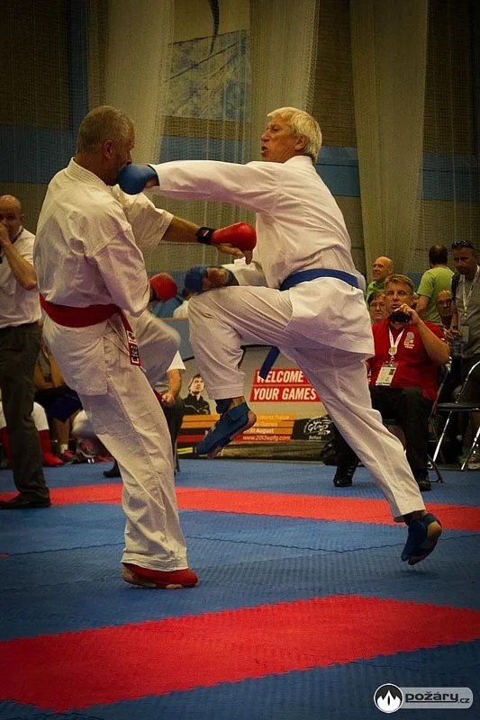 Jiří Faktor při zápasu kumite