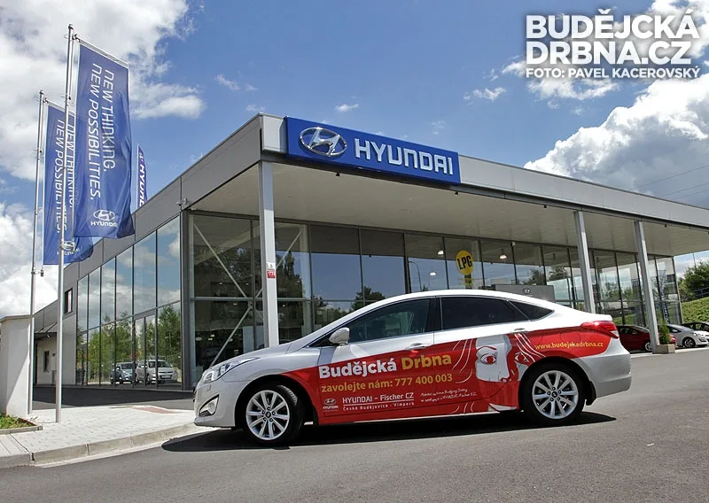 Redakční auto Budějcké Drbny - Hyundai i40 SDN od autosalonu HYUNDAI - Fischer CZ