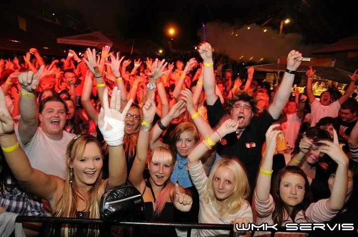 Kiss Party Live na Holkově