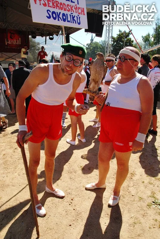 Plavci měli dokonalé převleky