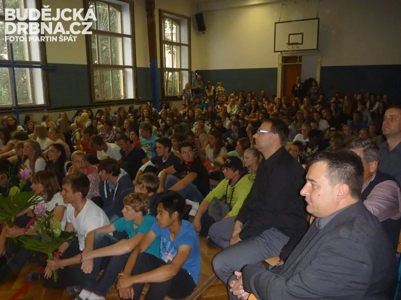 Tělocvična Gymnázia Česká a olympijských nadějí praskala ve švech