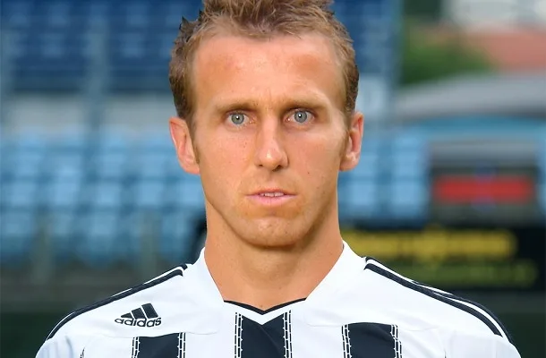 Karel Poborský v dresu Dynama