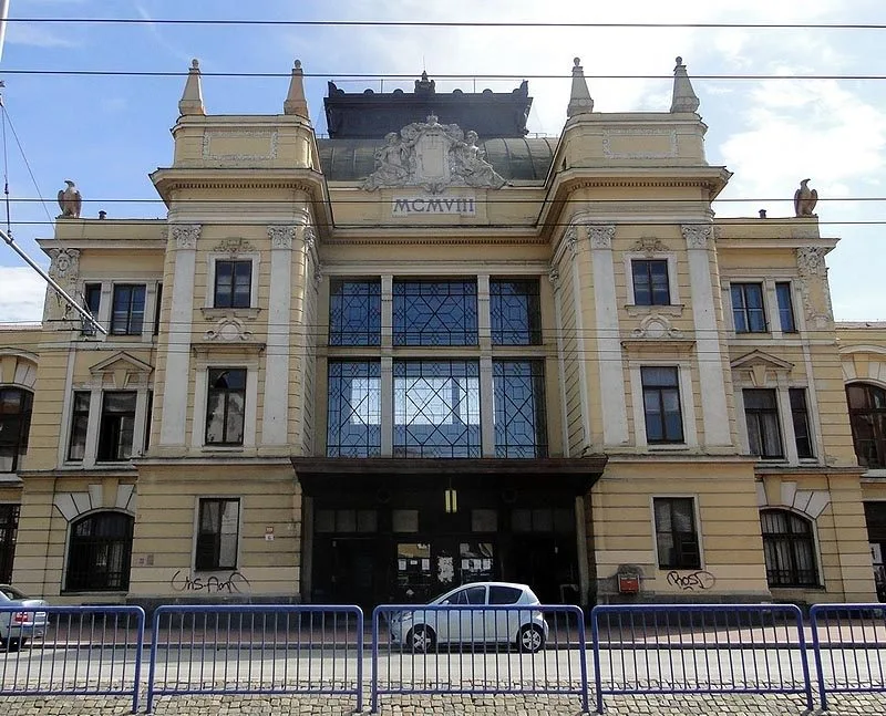 Budova českobudějovického vlakového nádraží