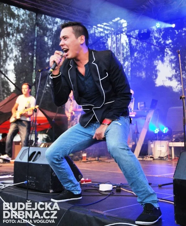 Zpěvák Pub Animals Pavel Podruh