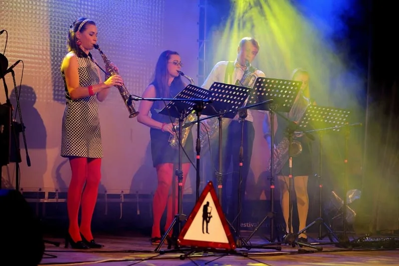 Skladby z filmu Kdyby tisíc klarinetů v podání skupiny SaxWork Quartet