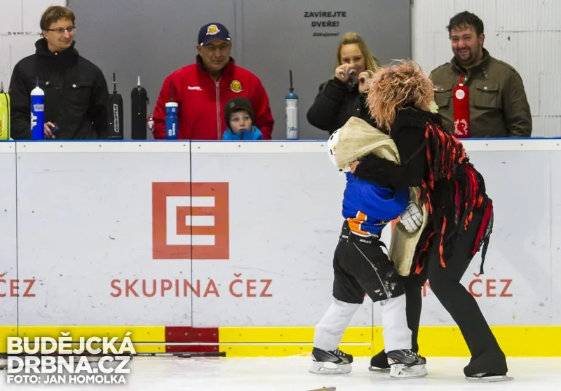 Mikulášská nadílka v Hokejovém Centru Pouzar