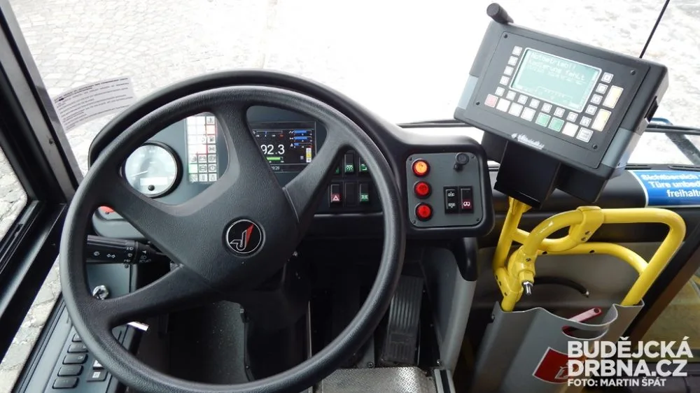 Elektrický autobus Siemens-Rampini na testovací jízdě v Budějcích