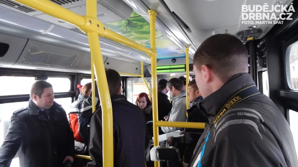 Elektrický autobus Siemens-Rampini na testovací jízdě v Budějcích