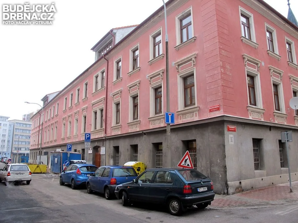 Vyšší odborná škola, Střední průmyslová škola automobilní a technická v Českých Budějovicích
