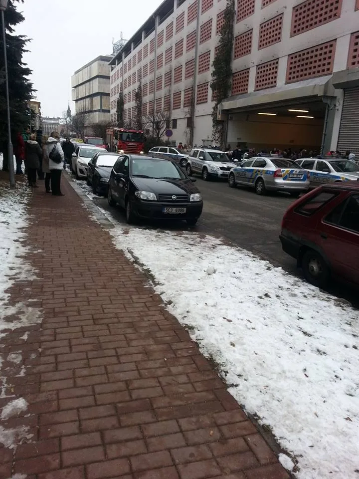 Evakuované IGY Centrum