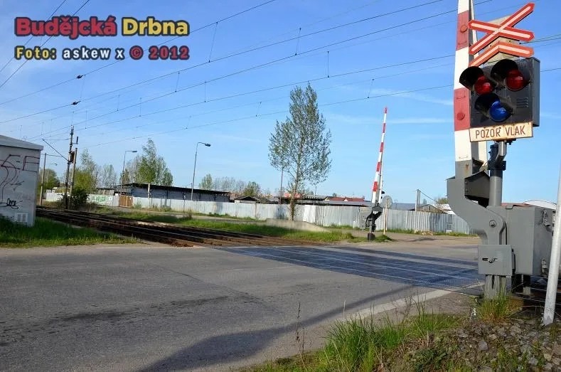 Železniční přejezd v Nemanické ulici