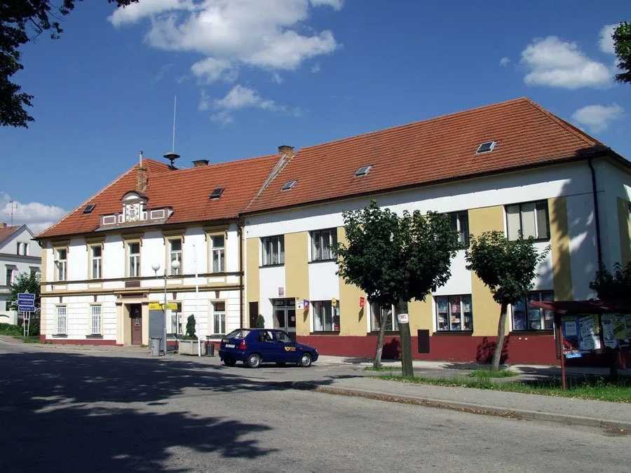 Úřad městyse v Dolním Bukovsku